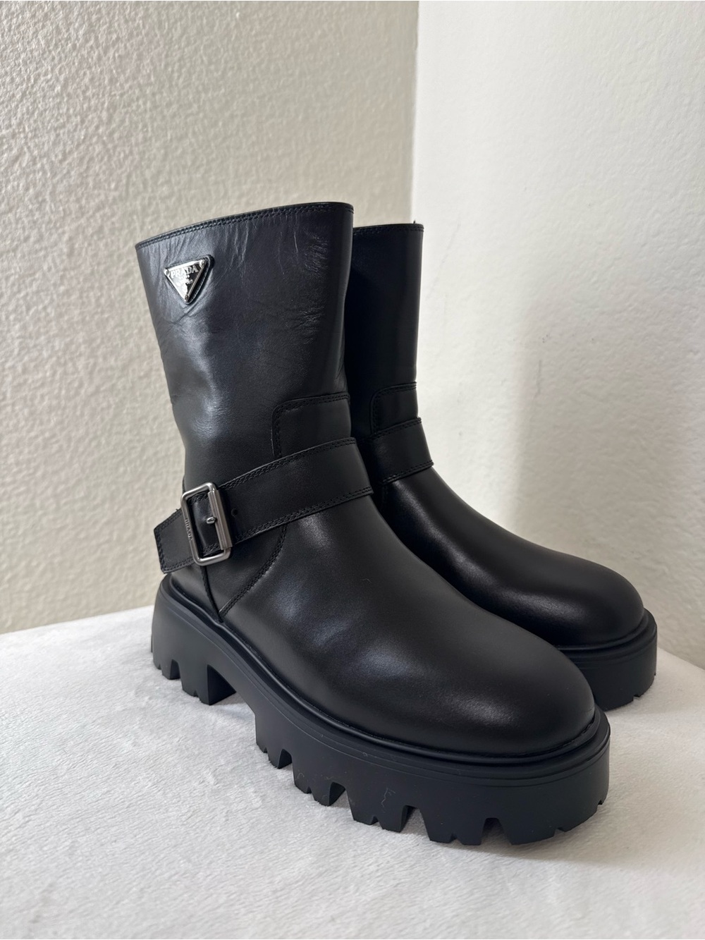 Black Leather Lug-Sole Mid-Calf Boots with Buckle size 8